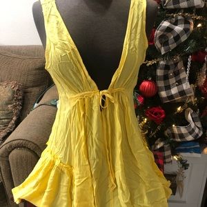 Yellow cover up new with tags